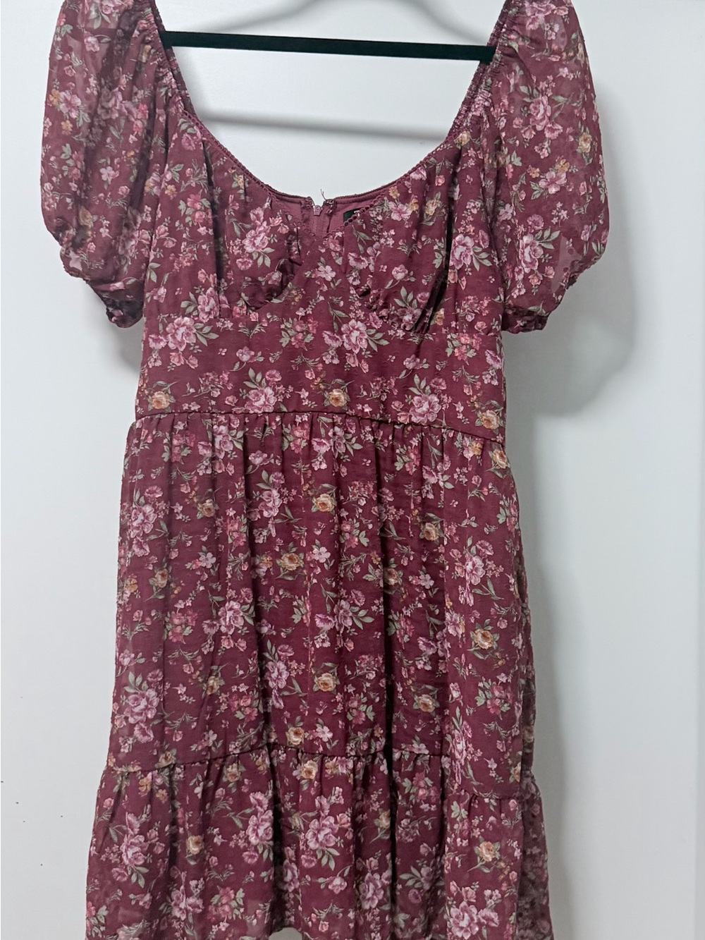 Floral Puff-Sleeve Dress in Burgundy